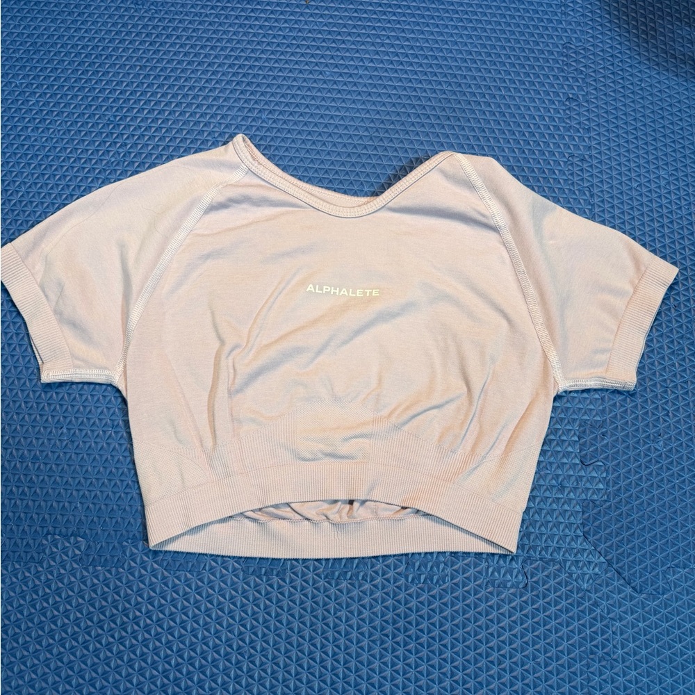 Alphalete Women's Light Blue Crop Top